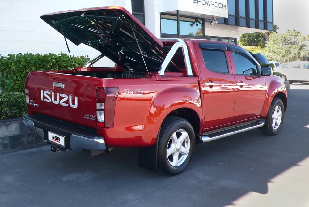 Red ute fitted with EGR hard lid for bulged tailgate