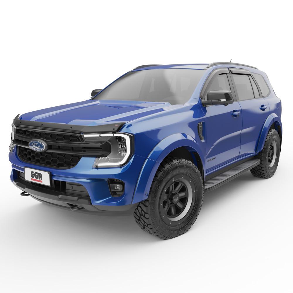 Ford Everest 2022-onwards fitted with EGR matte black bonnet protector, showing front-end stone and bug deflection design