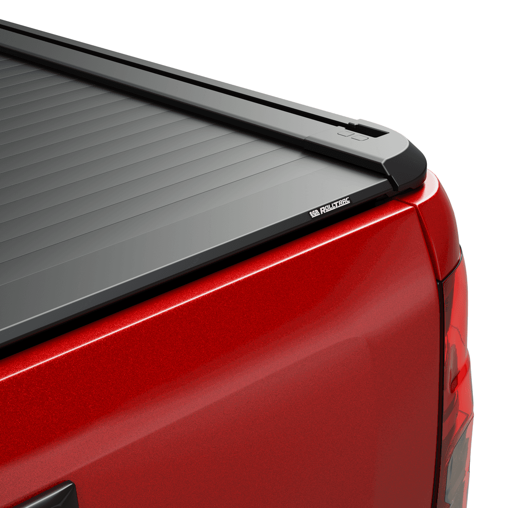 Side profile of Mitsubishi Triton MQ/MR equipped with the EGR RollTrac Electric roller cover.