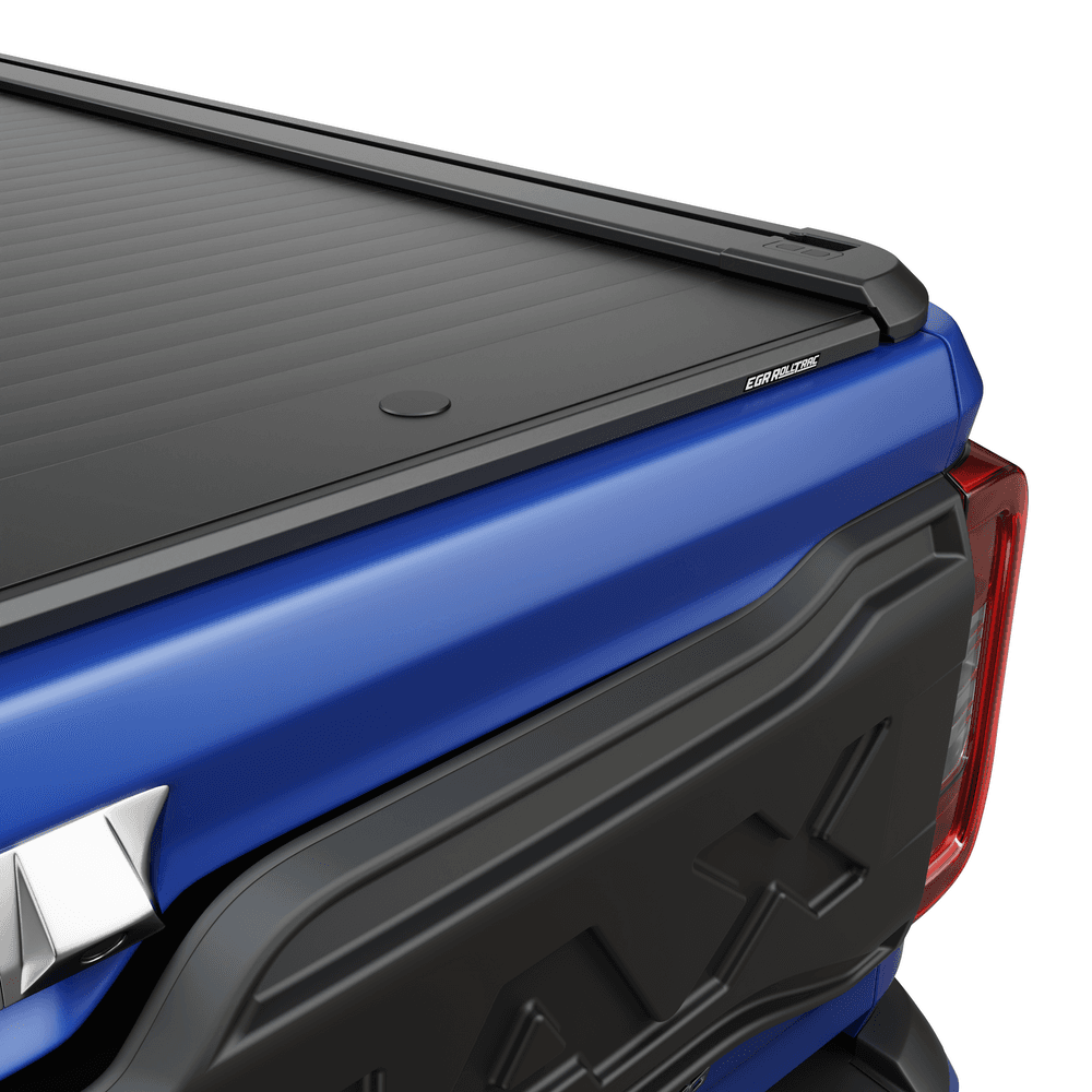 Close-up of the EGR Auto RollTrac Manual aluminium slats and side rail detail on an LDV T60