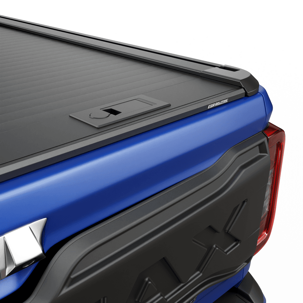 Close-up of the EGR Auto RollTrac Manual aluminium slats and side rail detail on an LDV T60