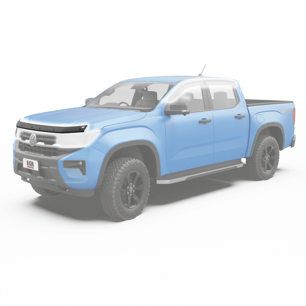 Matte black EGR bonnet protector installed on Volkswagen Amarok 2012–2022 to protect against stone chips and bugs