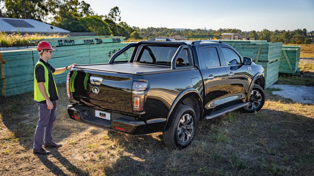 EGR RollTrac Electric E3 installed on GWM Cannon for secure load storage