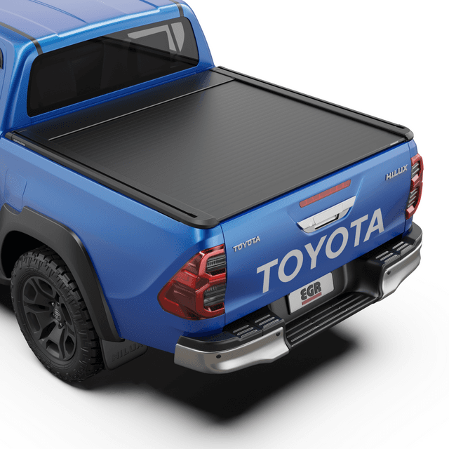 Rear three-quarter view of a Toyota Hilux 2015-Onwards fitted with the EGR Auto RollTrac Electric E3 Roller Cover closed